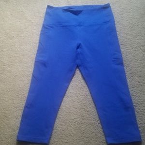 Senita athletic high waisted capris